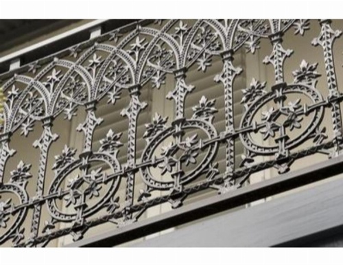 Elegant Renovated Terrace Close To City image 29